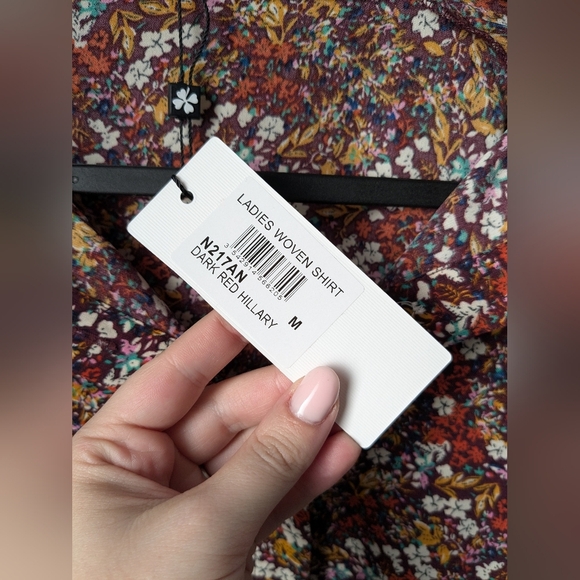 Molly Bracken Balloon Sleeve Button Up Blouse - size med. - Picture 2 of 6